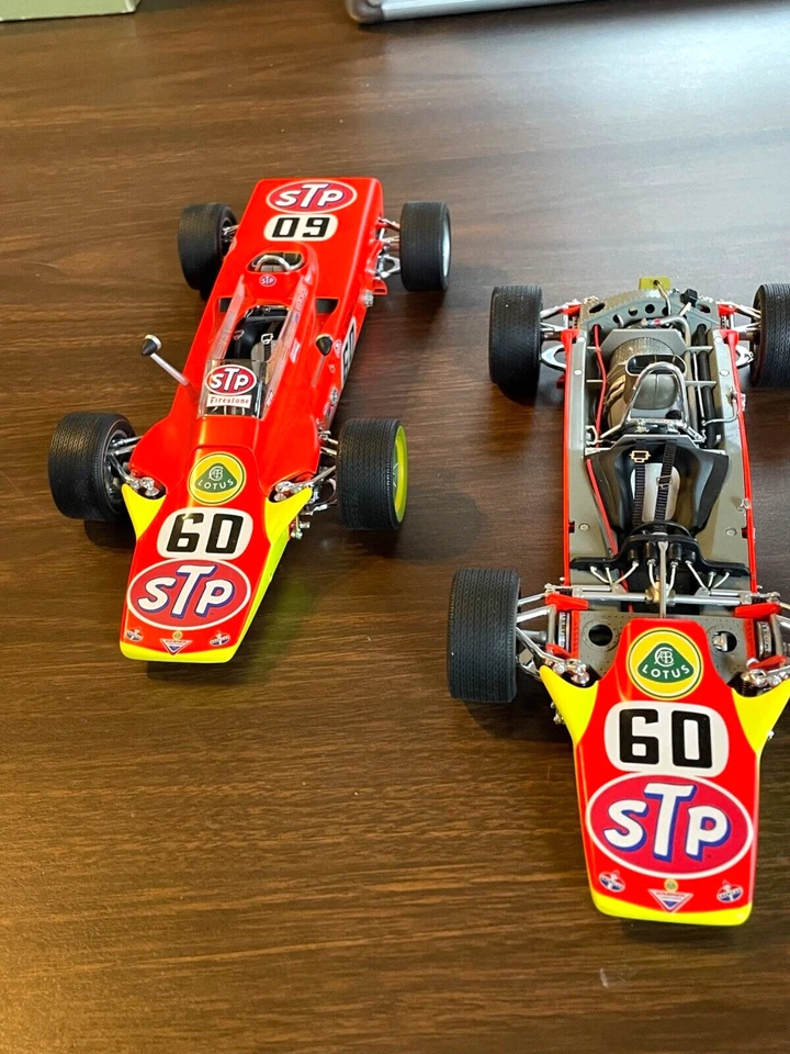 Carousel I STP 1968 Indy 500 Turbine Cars Joe Leonard Pole Winner 1:18 Scale - Image 2 of 4