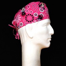 Happy Minnie Mouse on Flowery Theme Scrub Hat