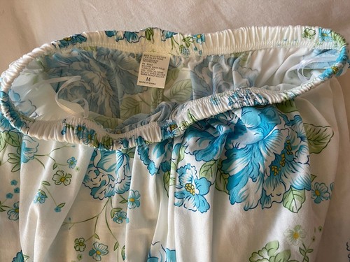New JEFFRICO Women’s 2 Piece Cute Pajama Set Blue Floral Top & Capri Pants - Picture 9 of 9