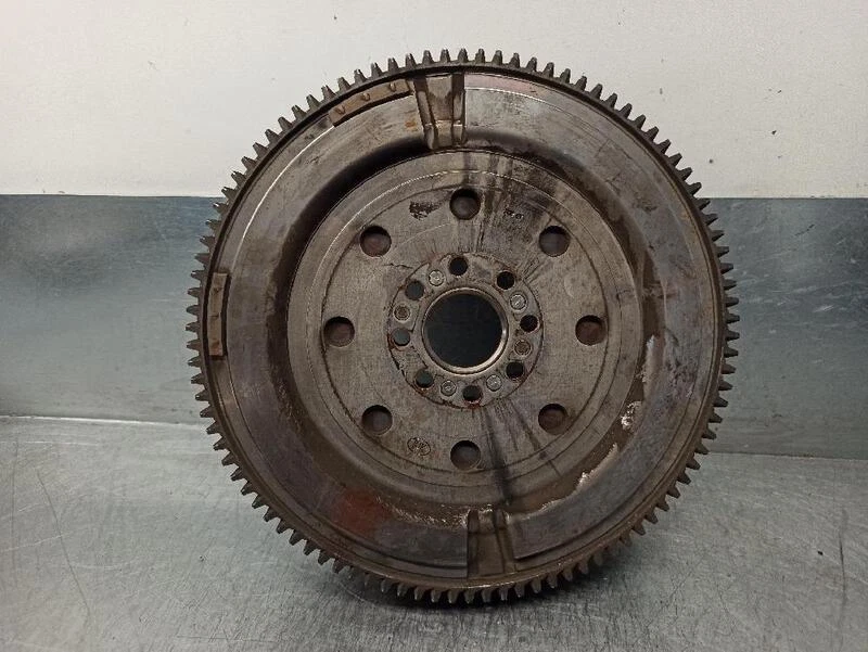 134500R010 volant moteur pour TOYOTA RAV 4 (A3) XR 2005 4015131 - Photo 2/4