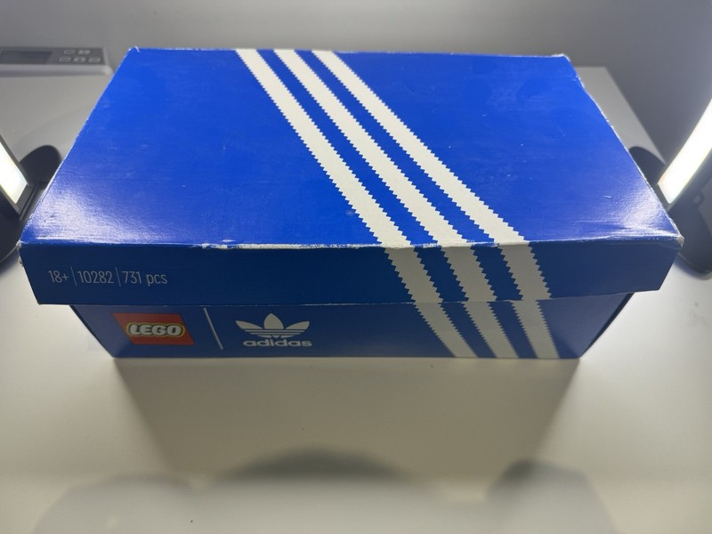 LEGO adidas Originals Superstar 10282