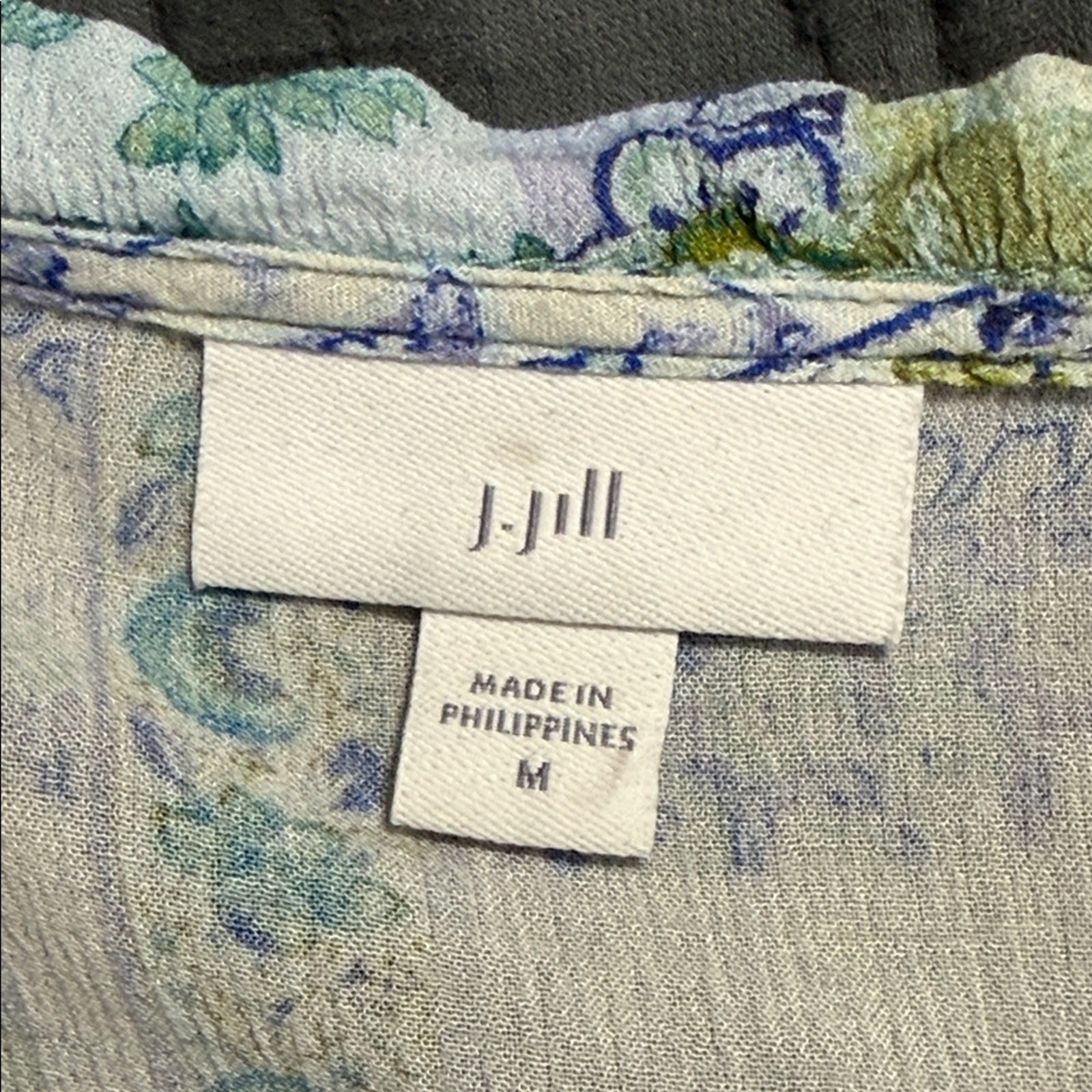 J. Jill women's medium split neck patchwork print… - image 5