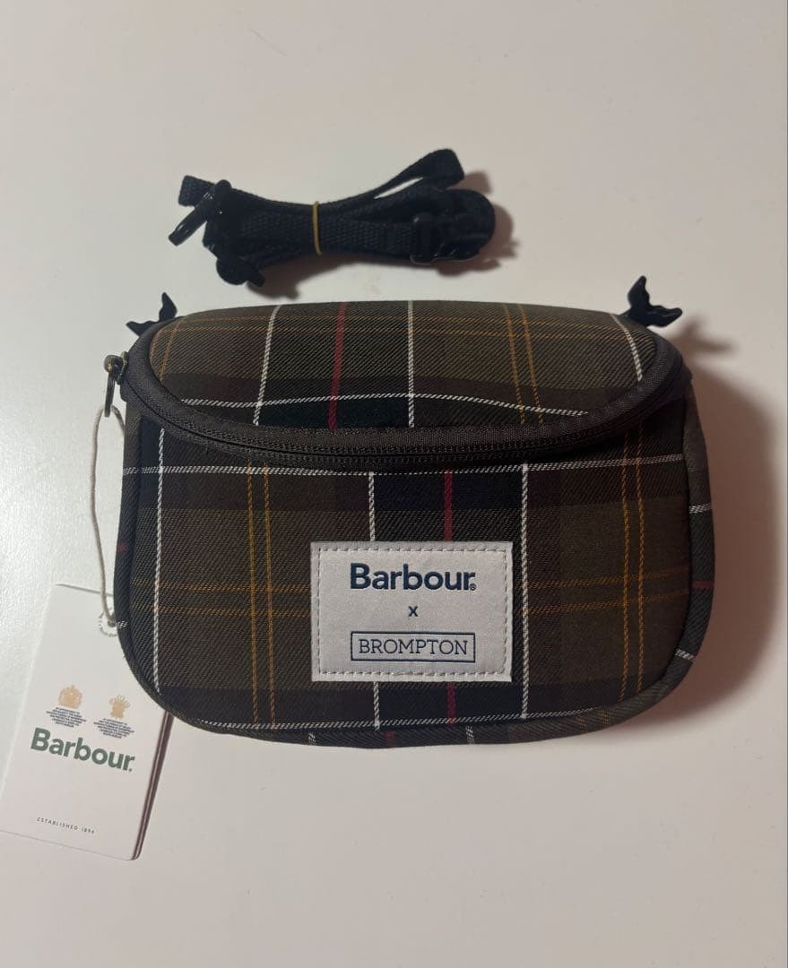 値下げ新品ブロンプトン　バブアー　ジップ　ポーチ　BarbourBrompton Barbour Brompton Zip Pouch Bag Limited Collaboration 2022 New