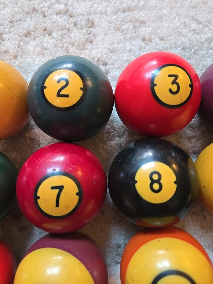 Juego de bolas de billar/pool vintage del centenario Brunswick USADAS faltan 14 antiguas retro Foto 3 de 4