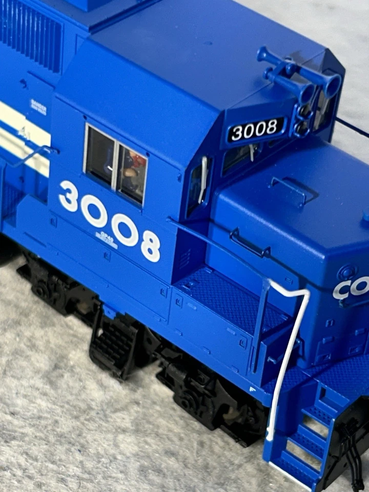 Handsome ATLAS CONRAIL GP-40 Diesel Engine HO - Image 4 of 4