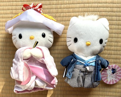 Mcdonald'S Collaboration Kitty Daniel Plush Set