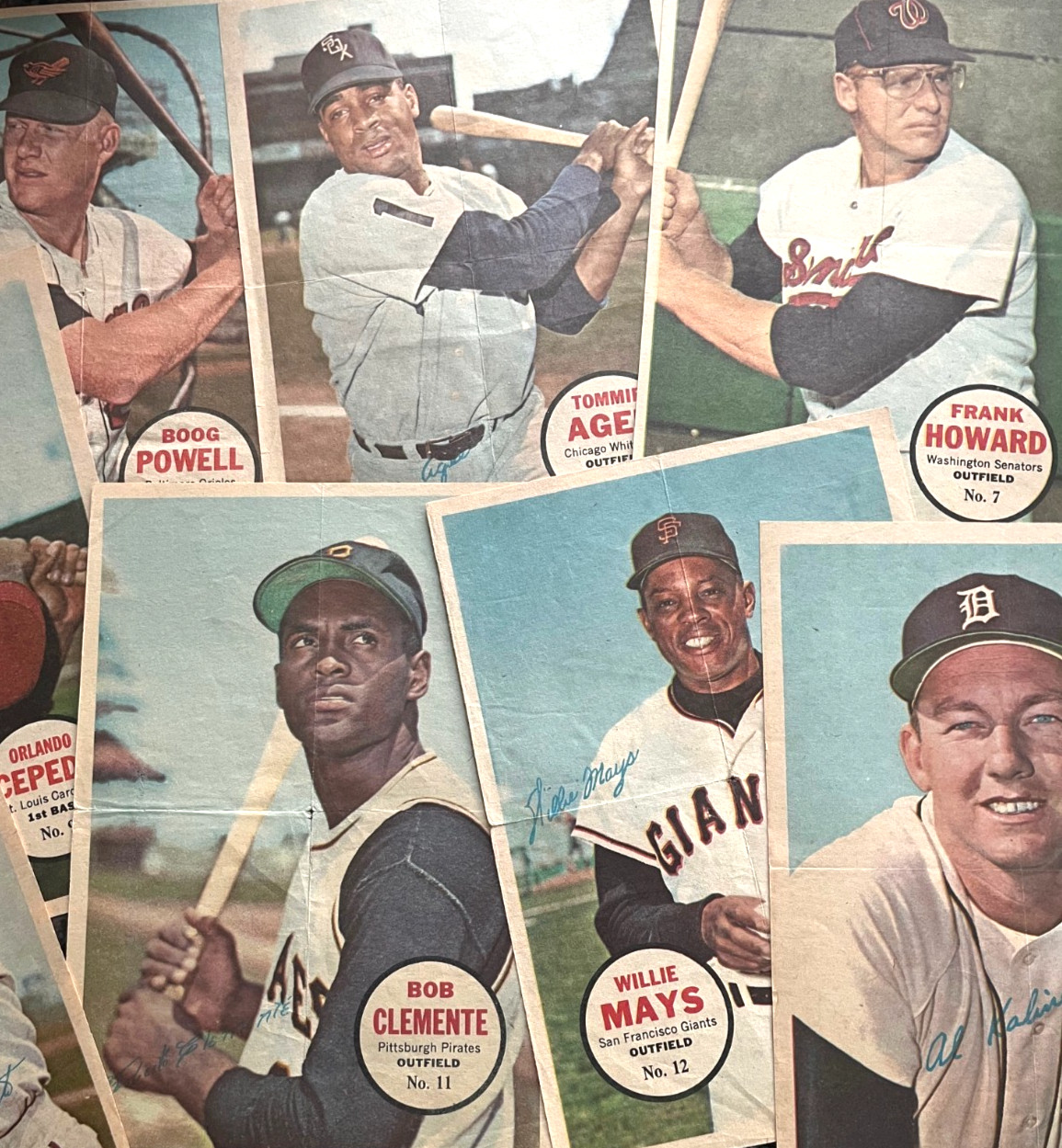 Frank Howard #7 Baseball Cards 1967 Topps Pin Ups trading card — raw and PSA graded price guide