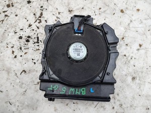 BMW 5 GT F07 2013 Links Subwoofer 9225831 SKO109153
