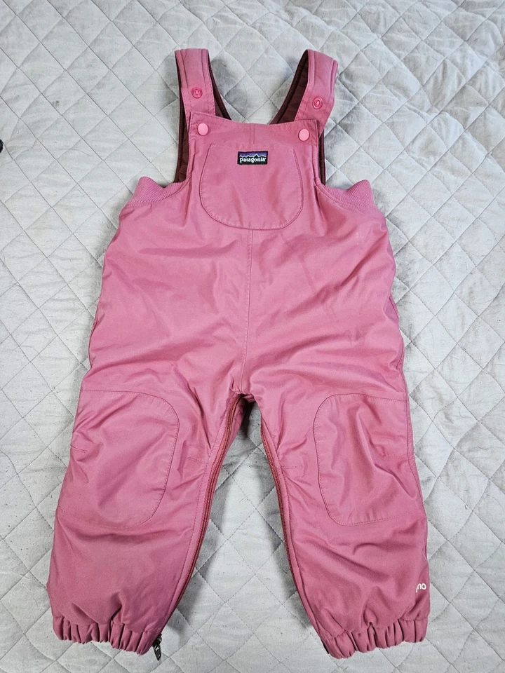 Mono Patagonia Baby Puff Rider rosa frambuesa resistente a la intemperie para niños talla 12M Foto 2 de 4