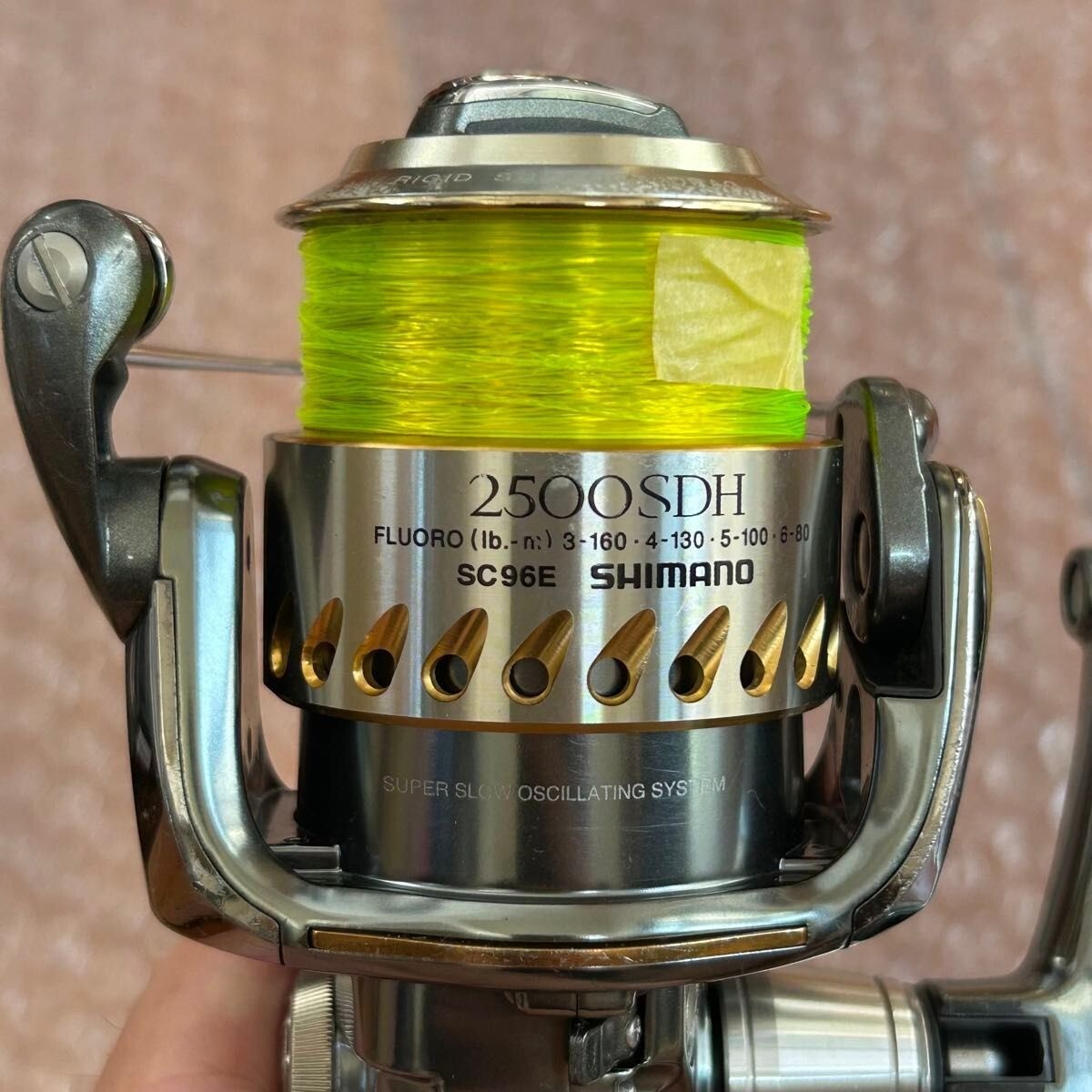 ステラ2500SDH SHIMANO 04 STELLA 2500SDH Spinning Fishing Reel Used JAPAN F