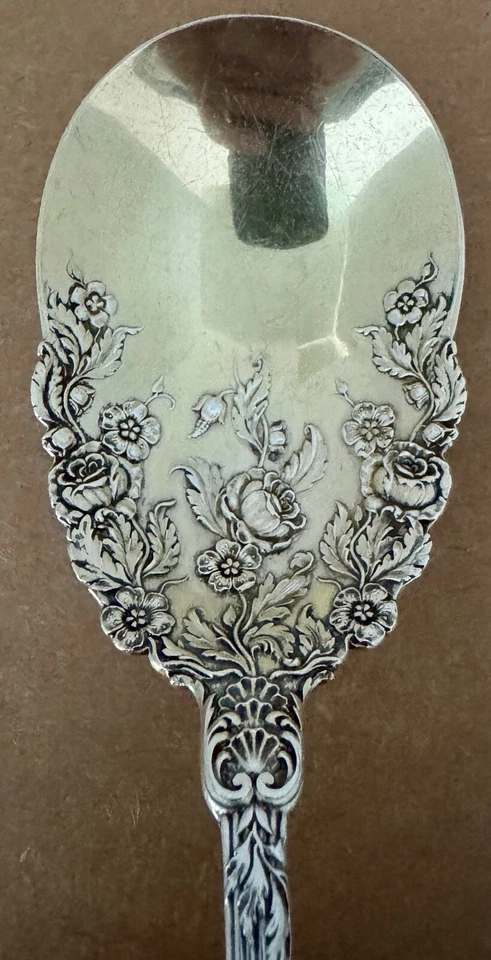 ART NOUVEAU STERLING DURGIN DAUPHIN 9” BERRY SERVING SPOON HEAVY OLD PIECE - Image 3 of 4