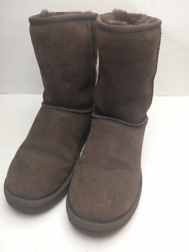 chocolate uggs classic short