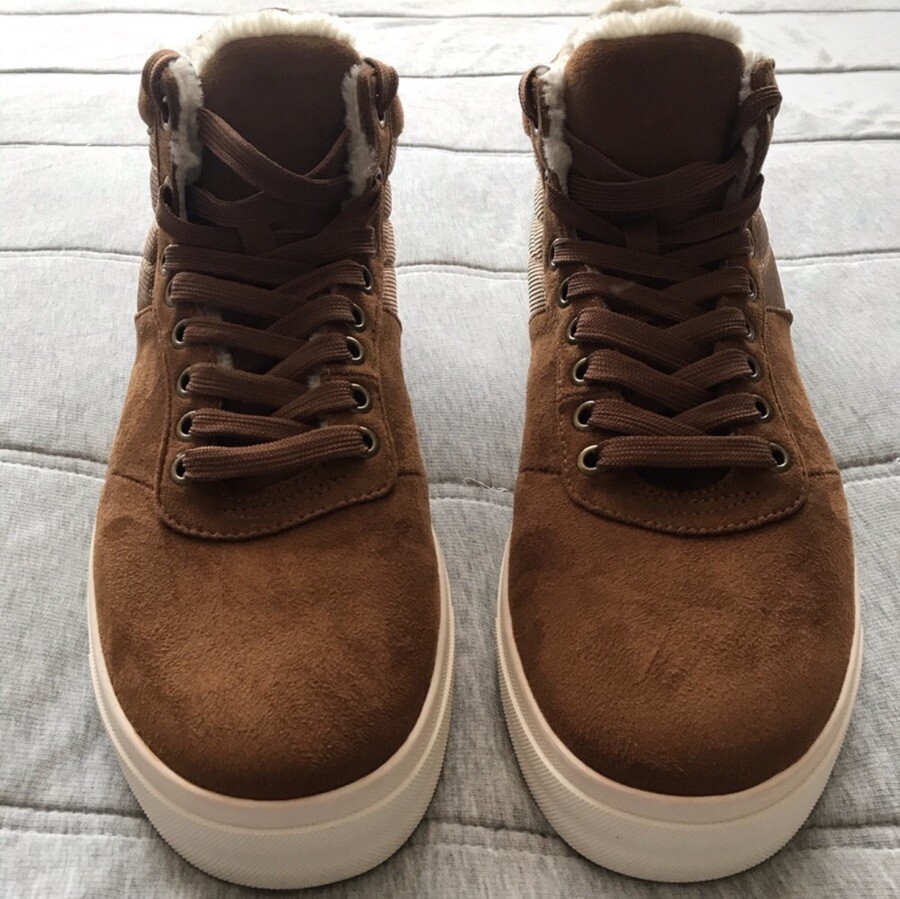NWOT PAWJ California Arctic Fleece Shoe Chestnut Vegan Suede 