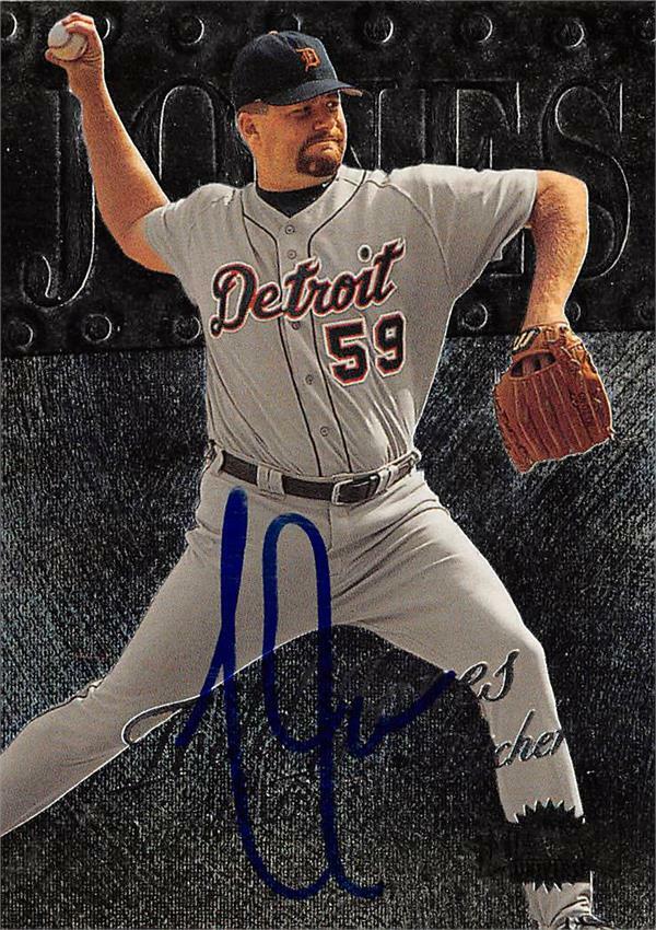 Todd Jones autographed Baseball Card (Tigers) 1999 Skybox Metal Universe #150