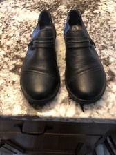 CLARKS COLLECTION Soft Cushion Women's Black Leather SlipOn Loafer Shoe sz. 8M