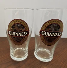 Set of 2  Guinness extra stout St. James Gate Dublin Logo Beer Glasses
