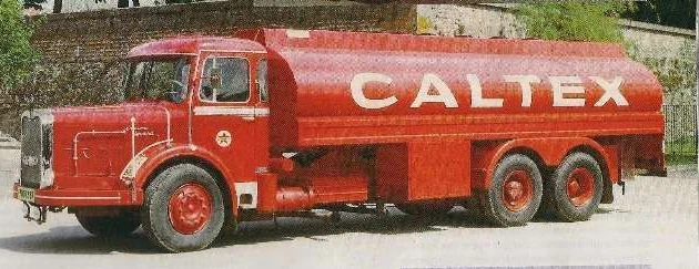 CAMION D'AUTREFOIS - N°80 - Bernard TD 180 Citerne Caltex - 1/43 - Photo 3/4