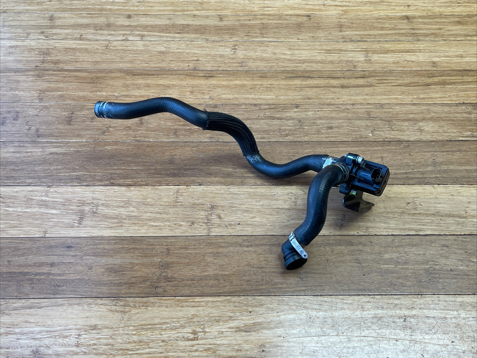 Ferrari California 2015-2018 left Blow off valve