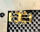 VINTAGE GOLD TONE WITH FAUX DIAMOND PINBACK BROOCH COLLECTIBLE 1 1/2" X 1" — photo 2