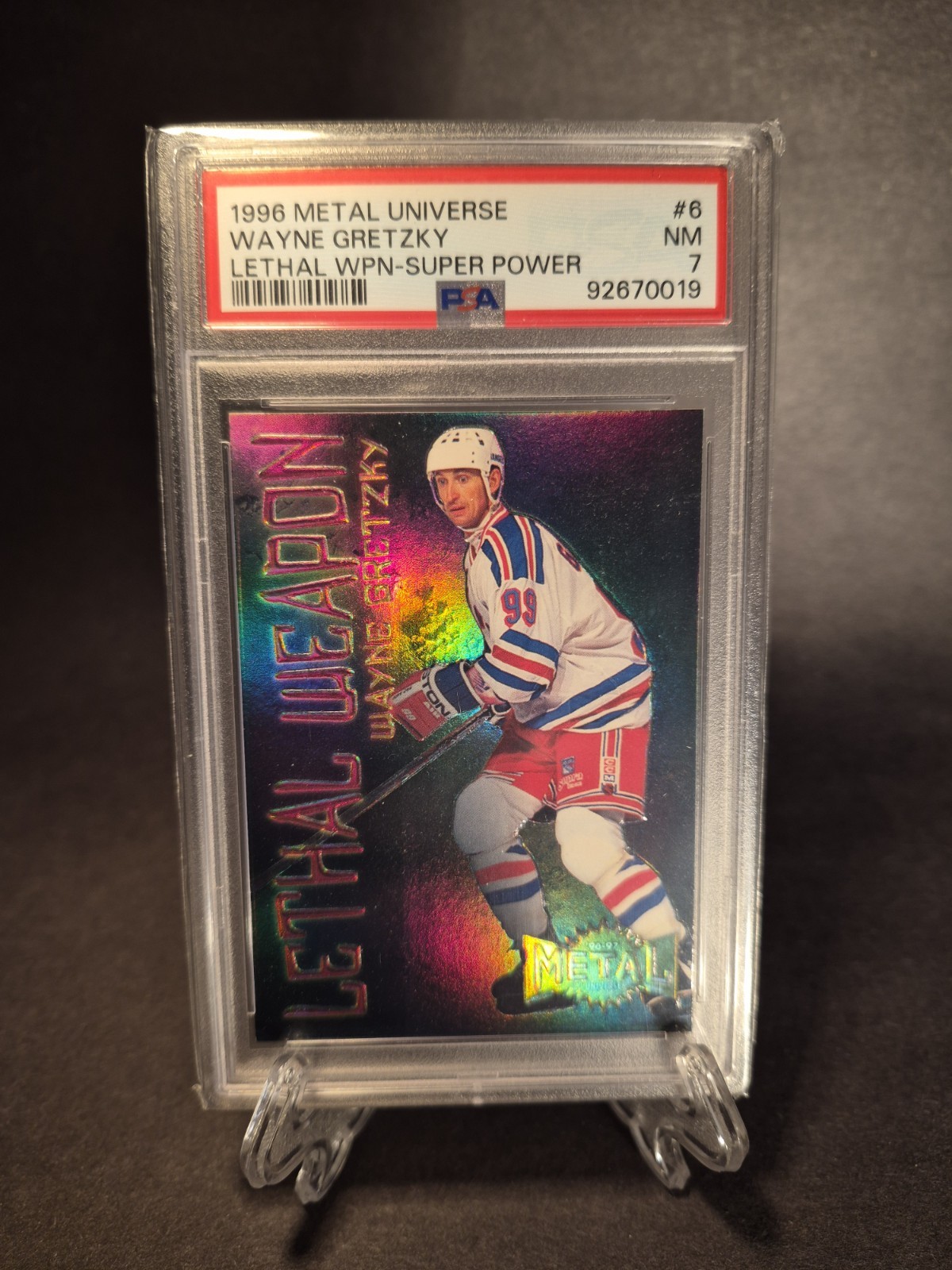 1996 Metal Universe #6 Lethal Weapon Super Power Wayne Gretzky PSA 7 view 5
