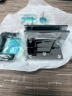 CRL Polished Chrome Geneva 044 Series Wall Mount Offset Back Plate Hinge