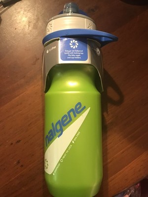 Nalgene Fitness Draft Squeeze Water Bottle 22oz. Foam Green Color NEW