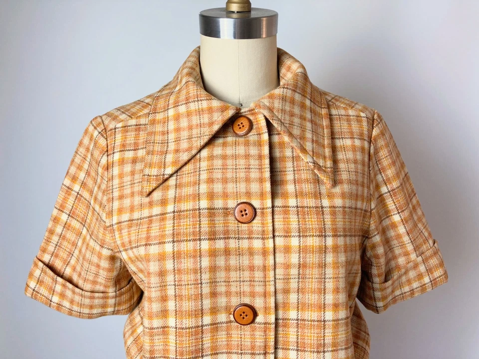 Vintage 1950s GOLD Plaid Wool Cropped Jacket Custom Made by Janet Stricker Lined - Image 4 of 4