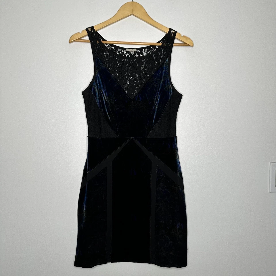 Mini Vestido Ecote Para Mujer Talla M Azul Sin Mangas Terciopelo Encaje Capricho Coqueta Foto 2 de 4