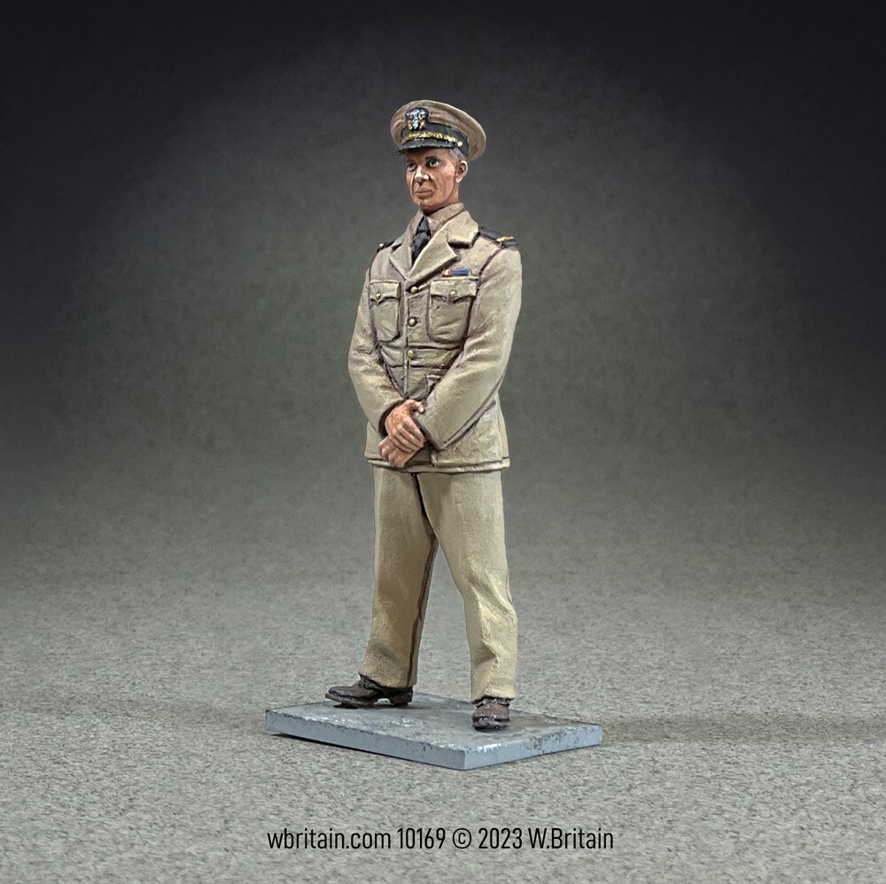BRITAINS SOLDIERS MUSEUM 10169 - U.S.N Lieutenant Jimmy Carter, 1948-51 Figure