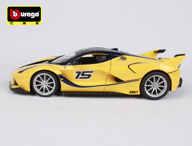 BBURAGO FERRARI FXX K #15 YELLOW 18-16010 1:18*Nice Diecast Open
