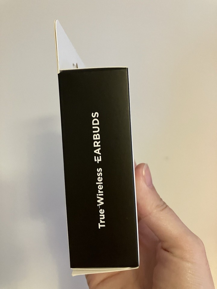 JVC True Wireless Earbuds Bluetooth Headphones Black Earphones BNIB