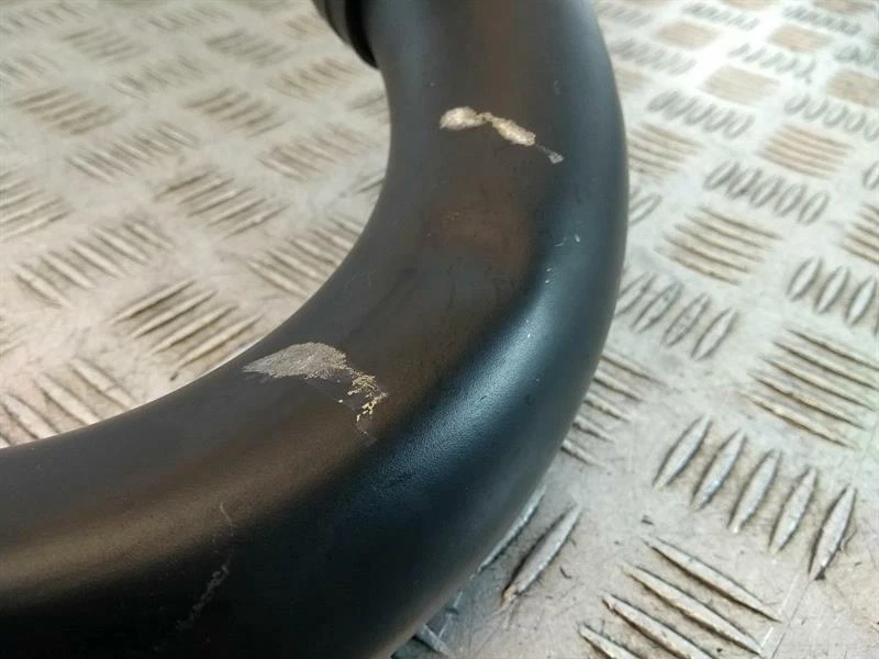 Moto Guzzi V9 BOBBER (2016>) Right Exhaust Down Pipe - Image 3 of 4