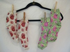 "WOMEN'S SOCKS" 2-PR Unworn/Stored/Size 9-11/Blended Material IN ROSE FLORAL