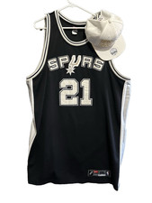 Authentic 2000s Tim Duncan Nike San Antonio Spurs Black Jersey Size 56 with hat