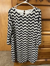 Charming Charlie Chevron Dress 3/4 Rolled Cuff Sleeves
