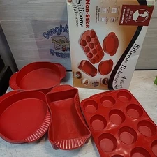 Roshco Bakers Advantage 4 Piece Silicone Bakeware Set In Box EUC RBS28R