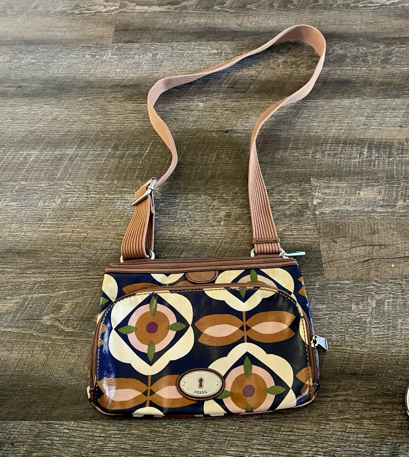 Fossil Key-Per Crossbody Bag Coated Canvas Navy Orange Floral Print Leather Trim