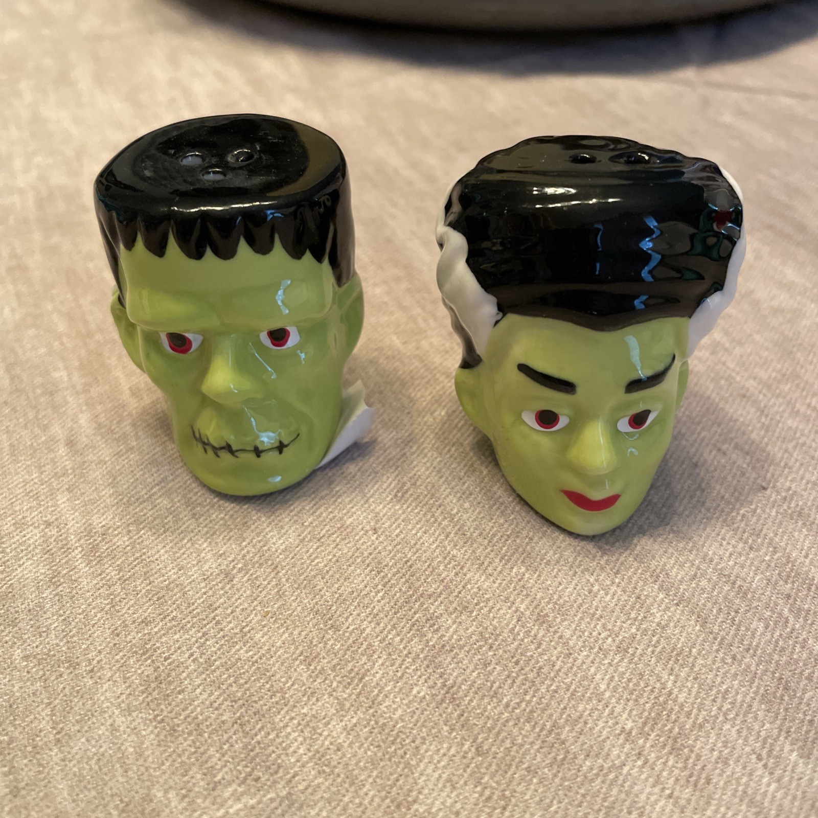 Cracker Barrel Halloween Frankenstein  Bride Monster Salt & Pepper Shaker Set8