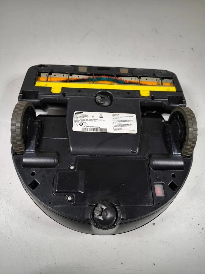 Samsung Cyclone Force SR20J9020U Robot Vacuum Cleaner For Parts No Charger - Image 3 of 4