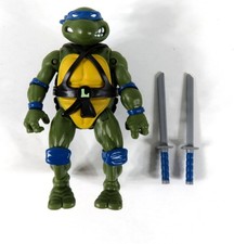 Leonardo Teenage Mutant Ninja Turtles 1988 Remastered TMNT Playmates Retro