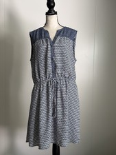 Gap Dress Women’s Blue Flower Pattern Polyester Size L Short Sleeve