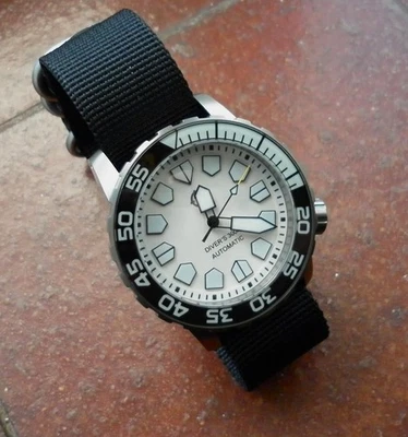 Reloj Automático Helm Khuraburi (versión titanio) - Imagen 1 de 4