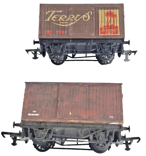 Schwader von 2 Graham Farish 12314 12401 Spurweite OO Terrys York Vent Van Wagen ohne Verpackung. | Condition: Used