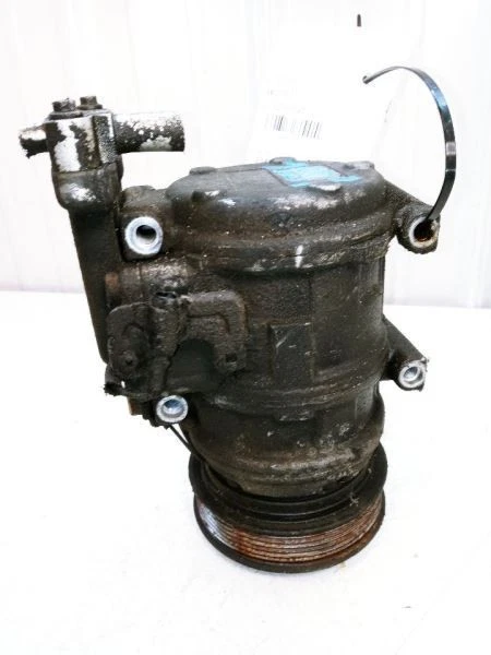 Alternador compatível com 98-03 XJ8 47650 - Imagem 4 de 4