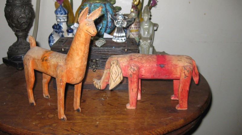 2 Primitive Hand Carved Folk Art Animals In Style Of Manuel Jimenez Ramirez 