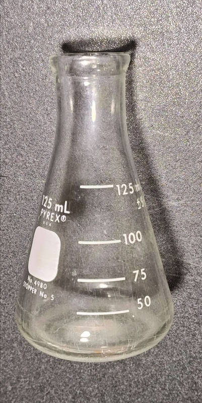 125mL, flask, graduated 4 pcs lot. used