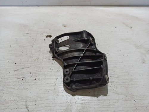 BMW 5 F10 Klimakompressorhalterung 685729 7585167 4.40 Petrol 2011 34165426