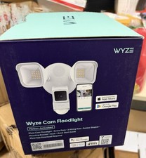 Wyze Cam Floodlight v2 Motion-Activated 2K HD LED Security Light 2800lm White