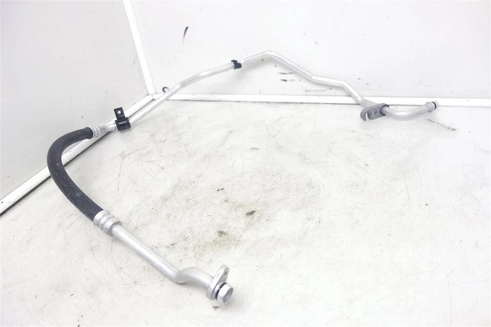 Manguera de tubo de succión Nissan Rogue AC 2008-2013 92480-JY21B Foto 4 de 4