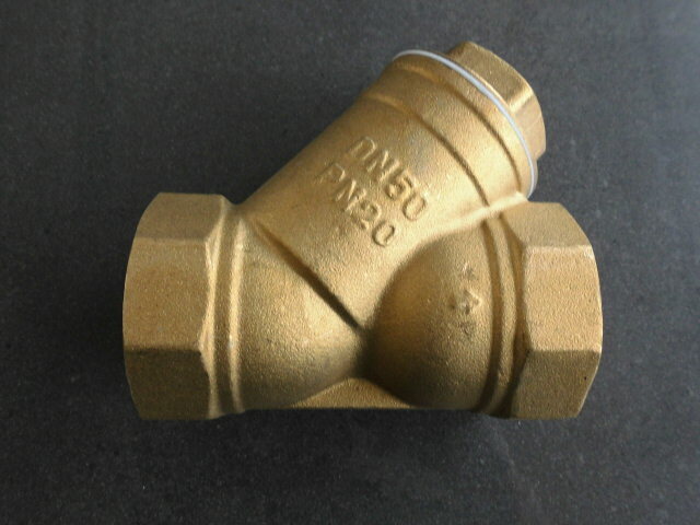 Schrägfilter Messing Y‑Filter 3/4 Zoll - rostfreier Einsatz, montierbar Schrägfilter Messing Y‑Filter 3/4 Zoll - rostfreier Einsatz, montierbar